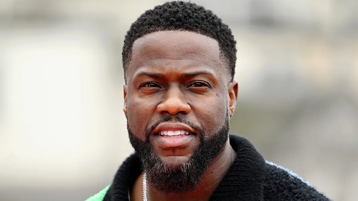 Funny Face-Off: Kai Cenat Surprises Kevin Hart with Hilarious Gift During Live Stream, Sparks Massive Fan Buzz