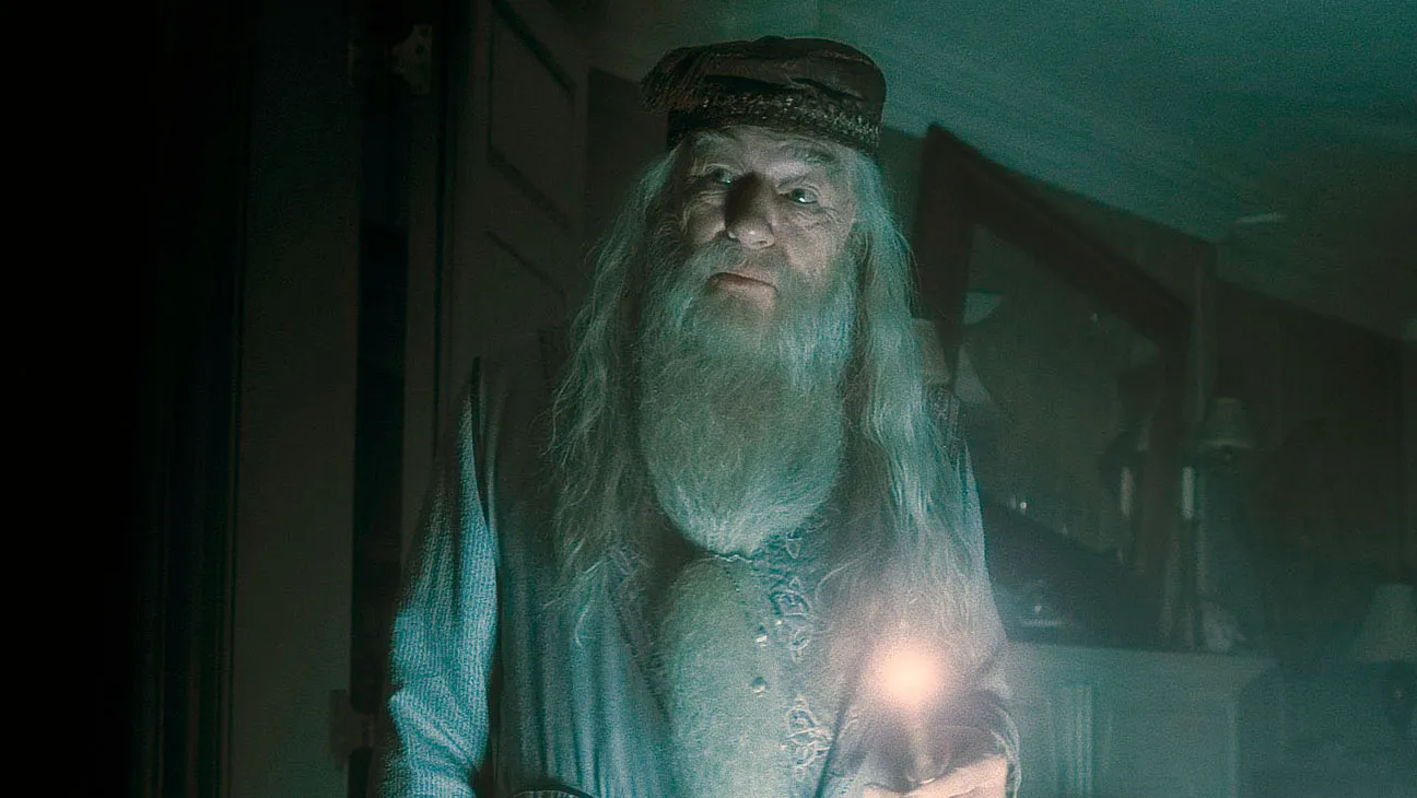 Why Michael Gambon Never Read the Harry Potter Books Before Playing Dumbledore: A Look Inside His Unique Acting Strategy