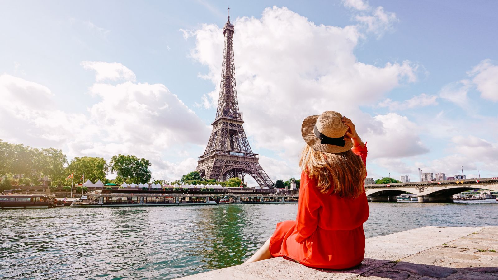 Essential Things to Do in Paris A Tourist Guide---