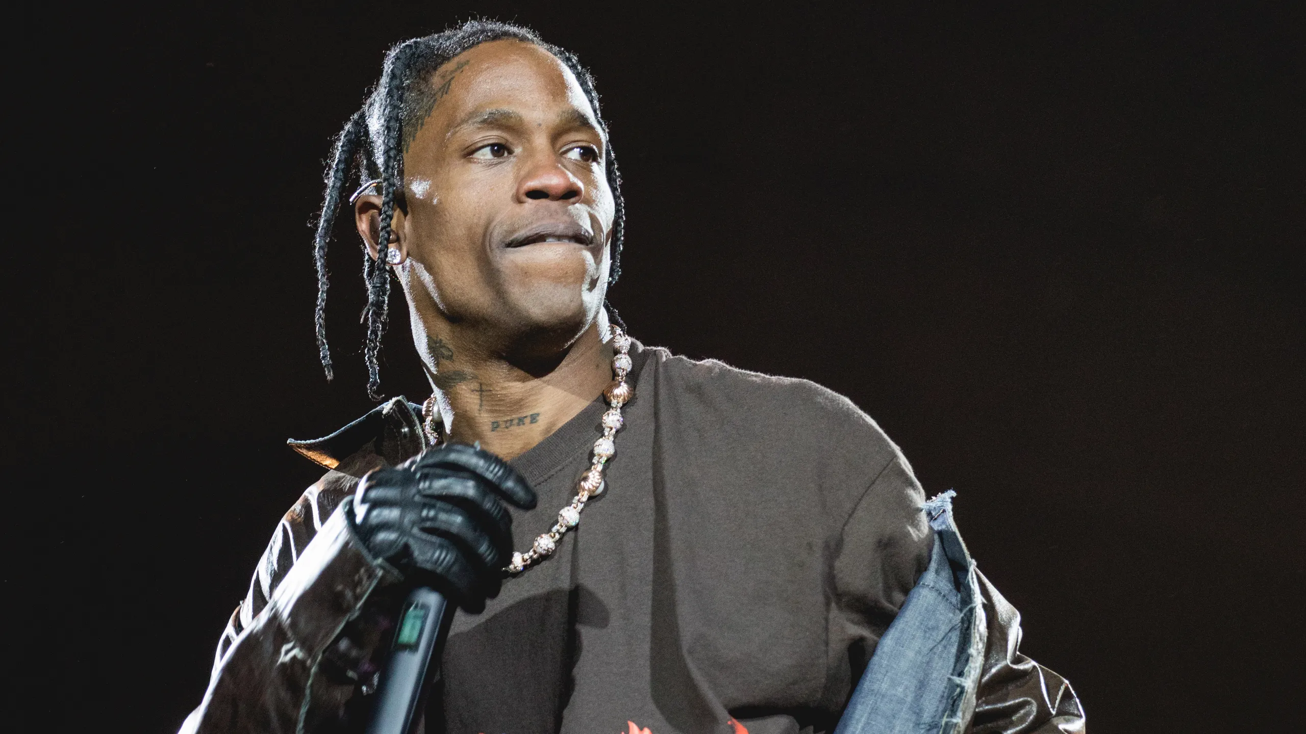 Travis Scott Calls Out Grammys in Fiery Show: 'They Ignored Me 10 Times!