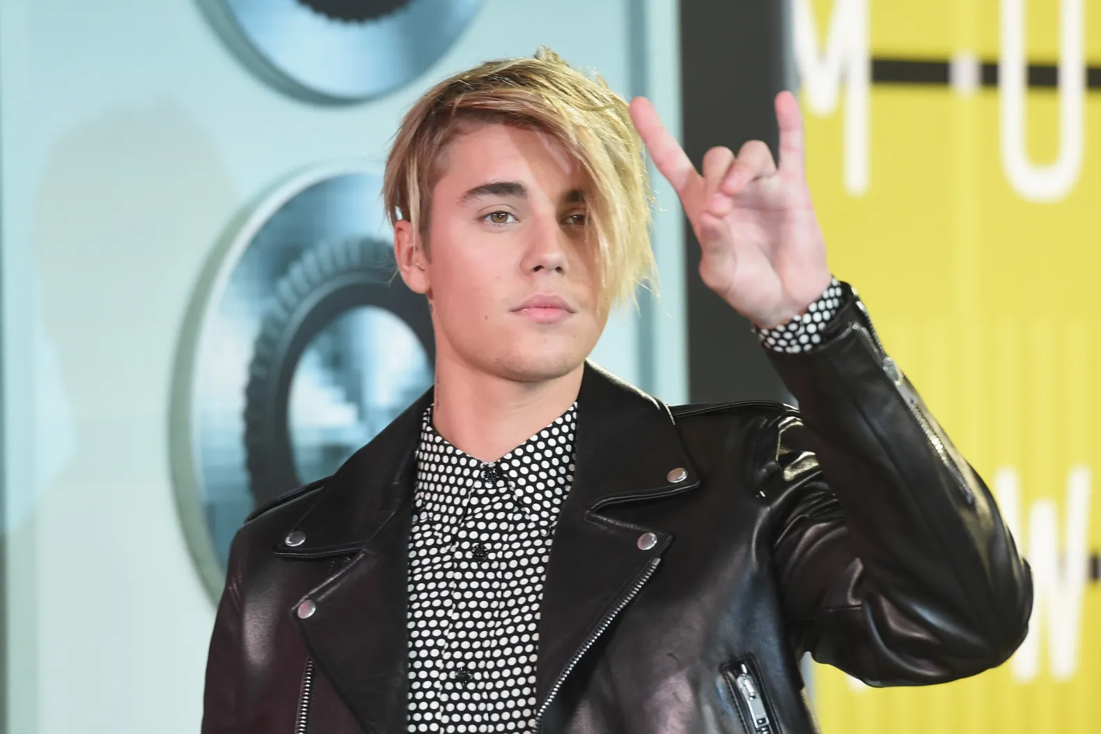 60+ Inspirational Justin Bieber Quotes-----------