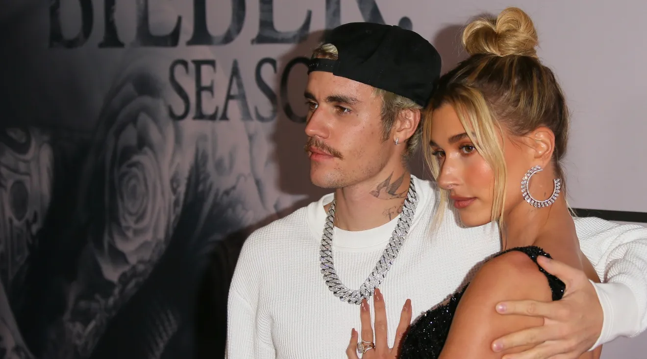 60+ Justin Bieber Stay Lyrics for Relationship Posts