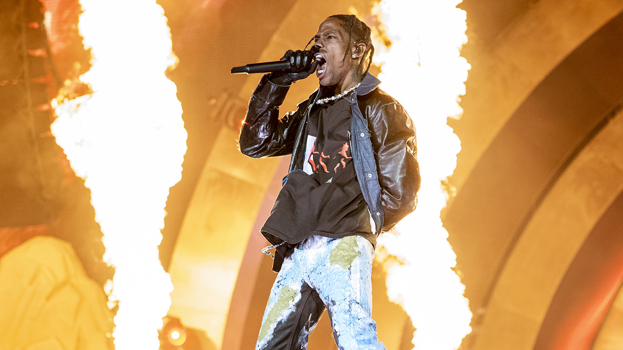 75+ Travis Scott Stage Outfits for Fashion Inspiration-------------