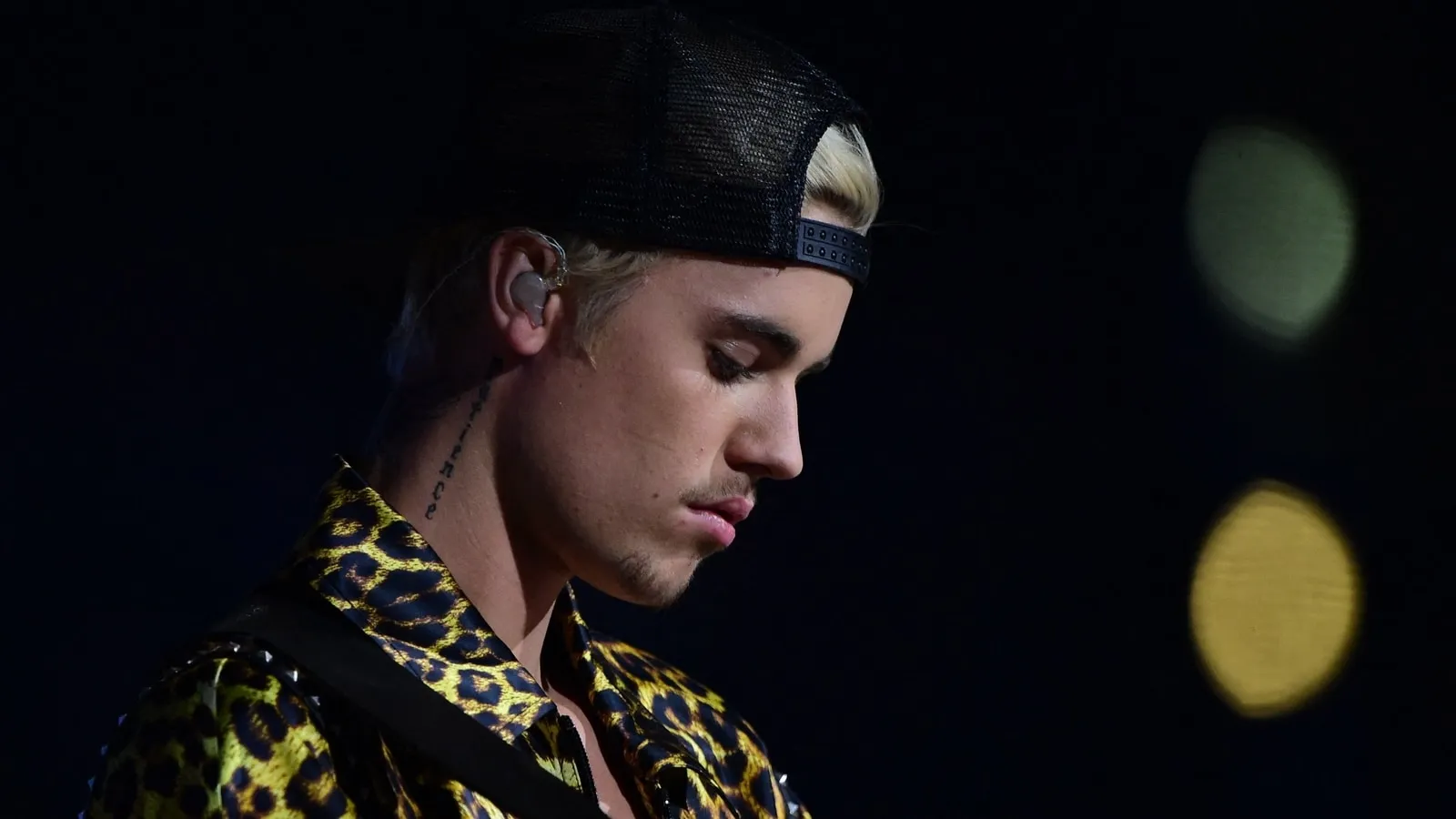 Justin Bieber's Best Live Performances A Countdown--------