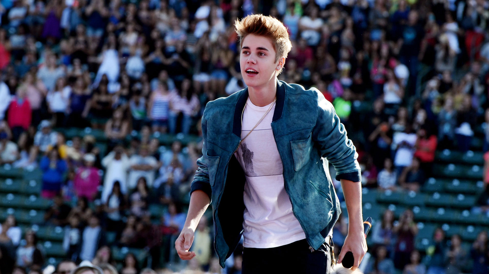 Justin Bieber's Most Memorable Fan Interactions-