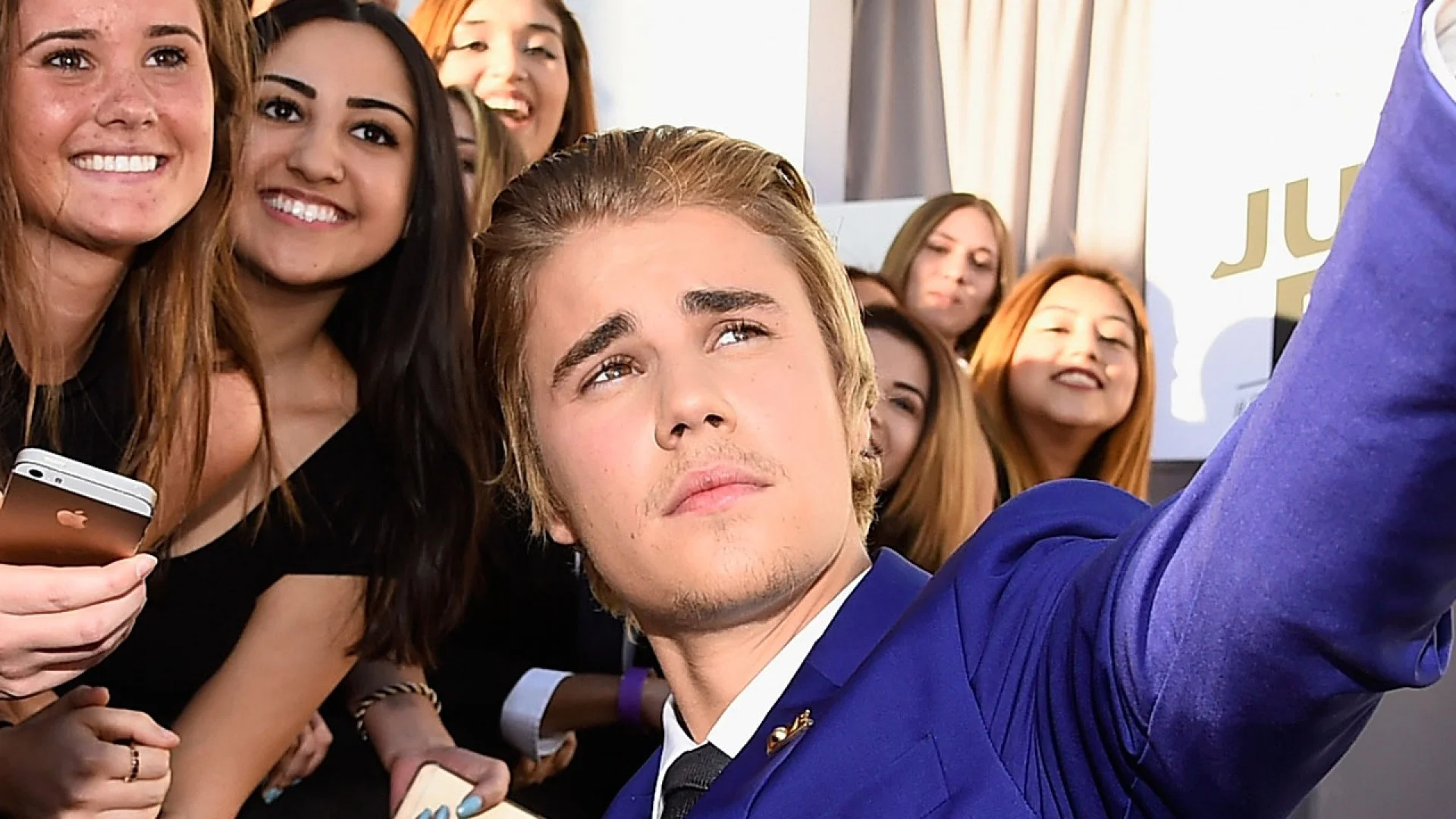 Justin Bieber's Most Memorable Fan Interactions----