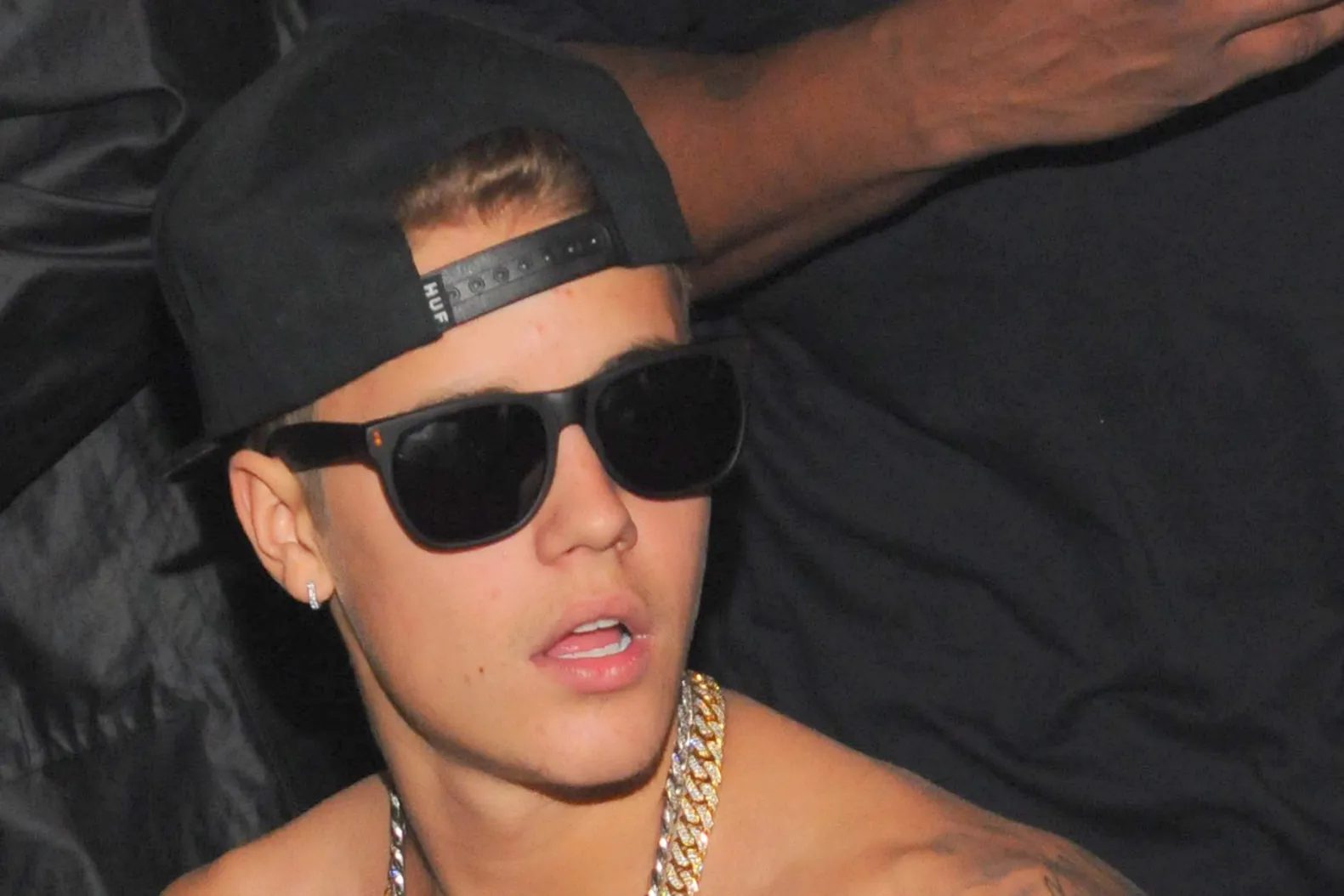 Justin Bieber's Most Viral Social Media Posts----------