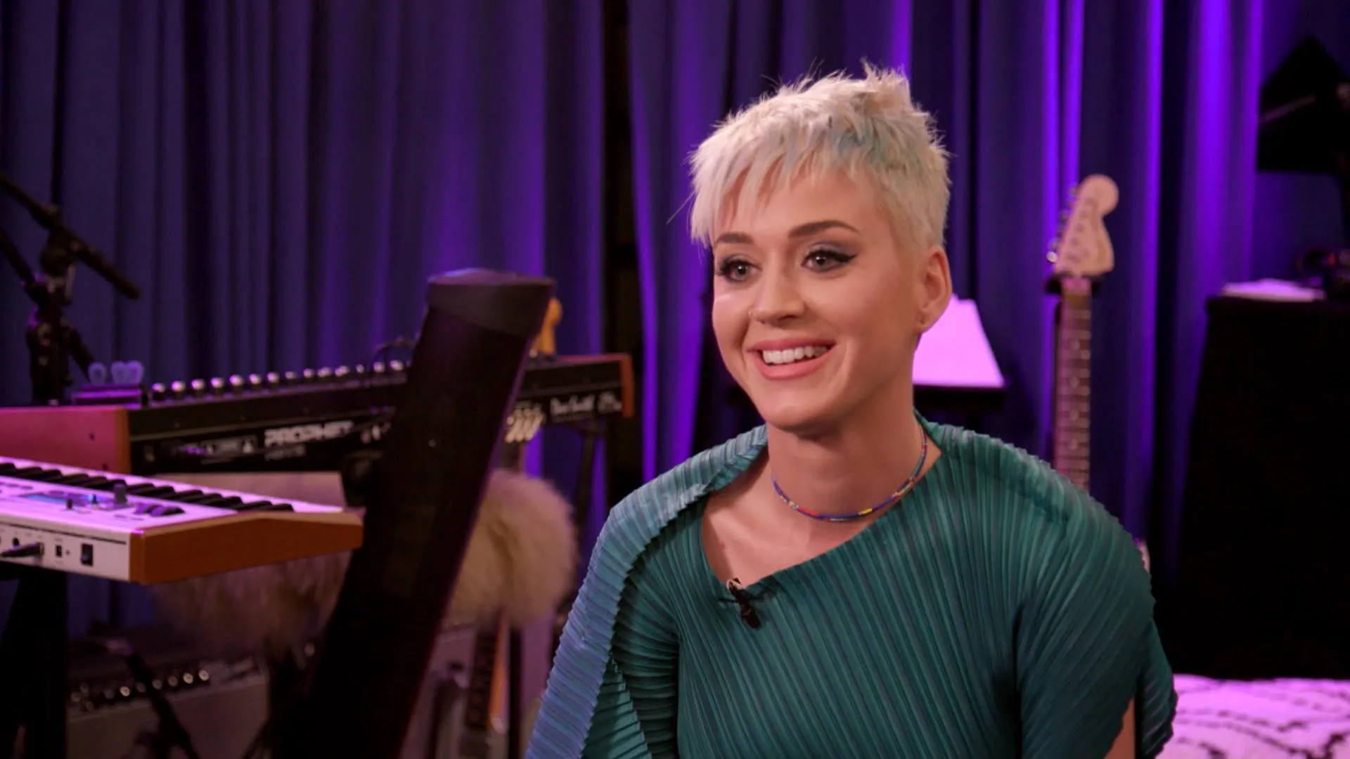 100+ Katy Perry Captions for Social Media-------------