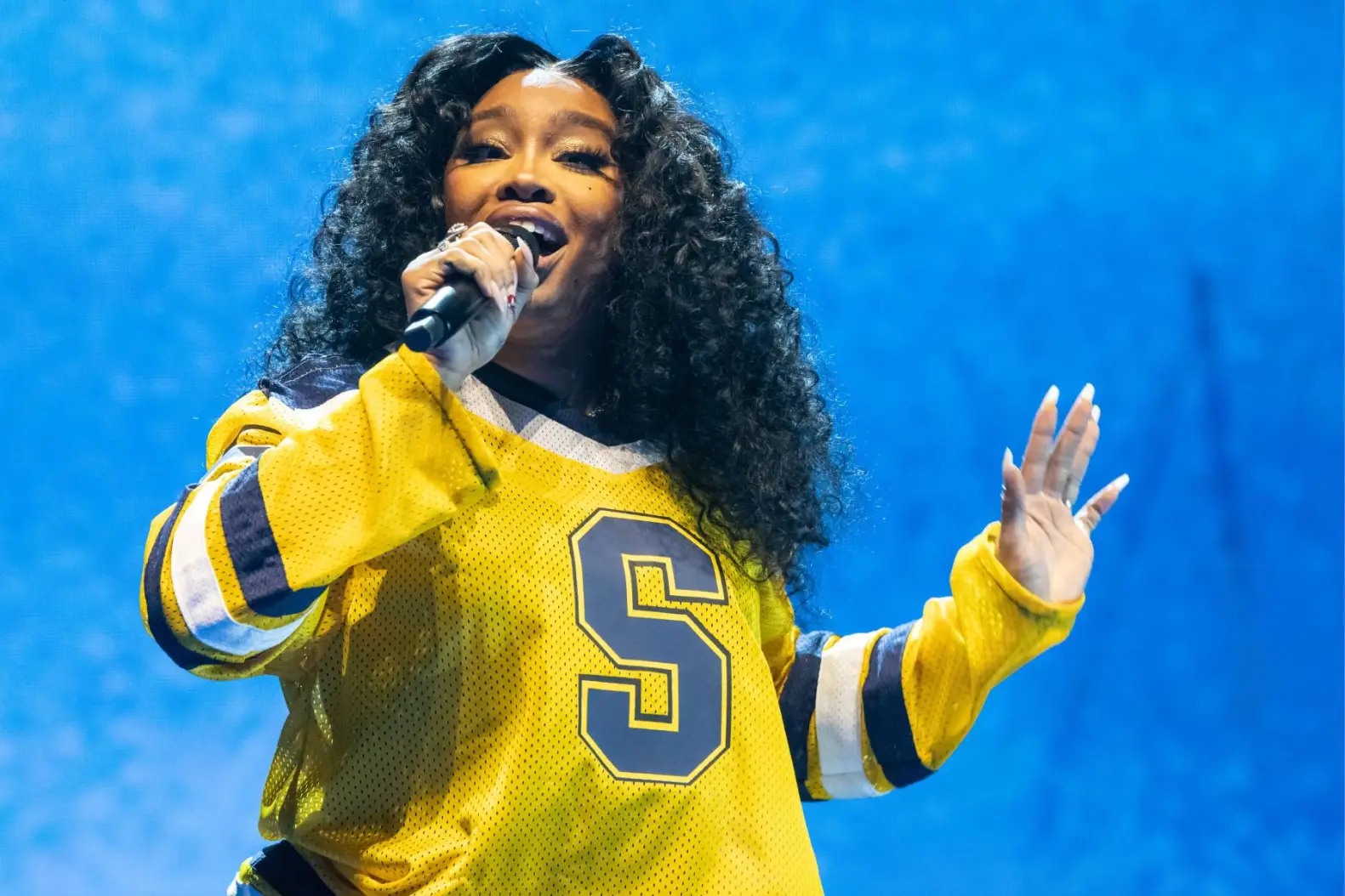 90+ SZA Lyrics for Instagram Captions---------