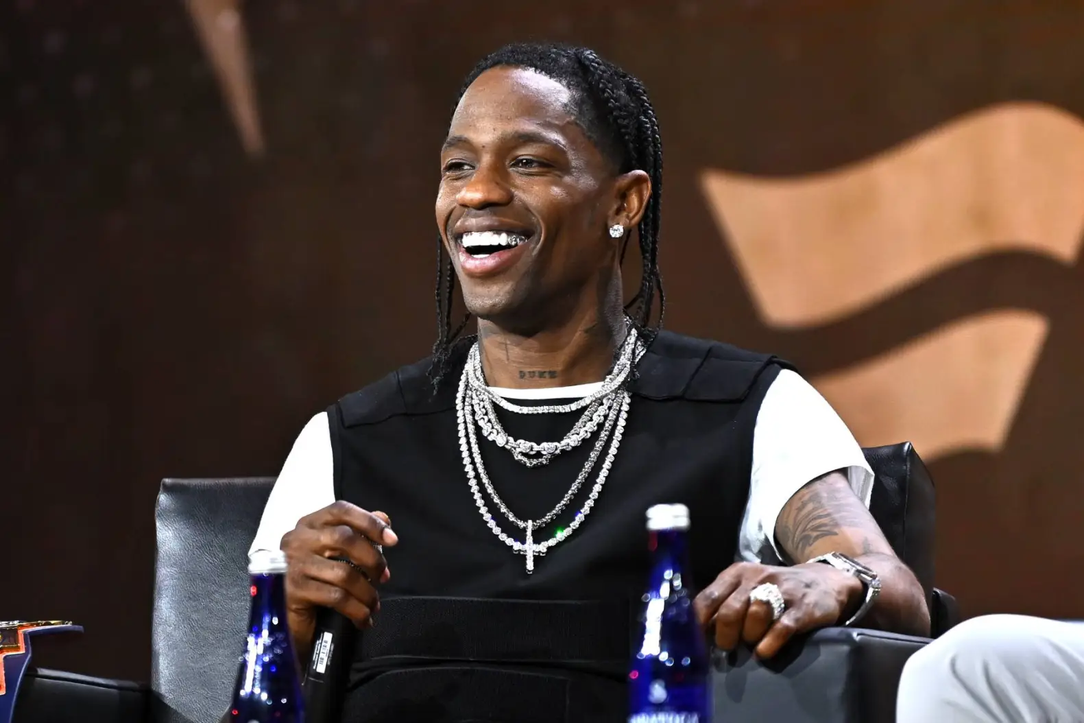 After Astroworld Tragedy, Travis Scott Makes Bold Comeback with MLB All-Star VIP Performance – Will Fans Forgive?