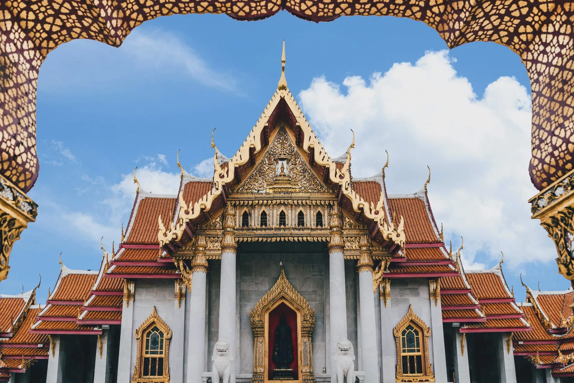 Top 50 Things to Do in Bangkok for Tourists------