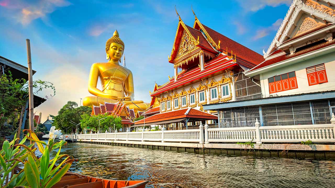 Top 50 Things to Do in Bangkok for Tourists----