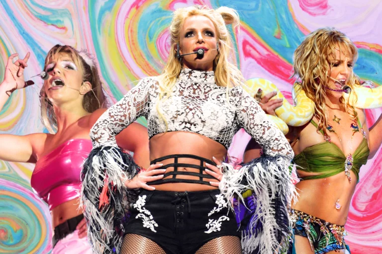 100+ Britney Spears Lyrics for Nostalgic Instagram Posts