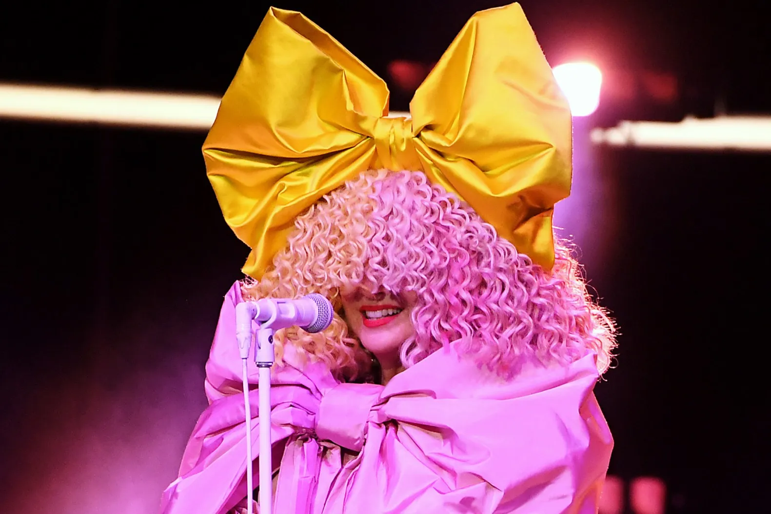 80+ Sia Lyrics for Captivating and Emotional Captions------