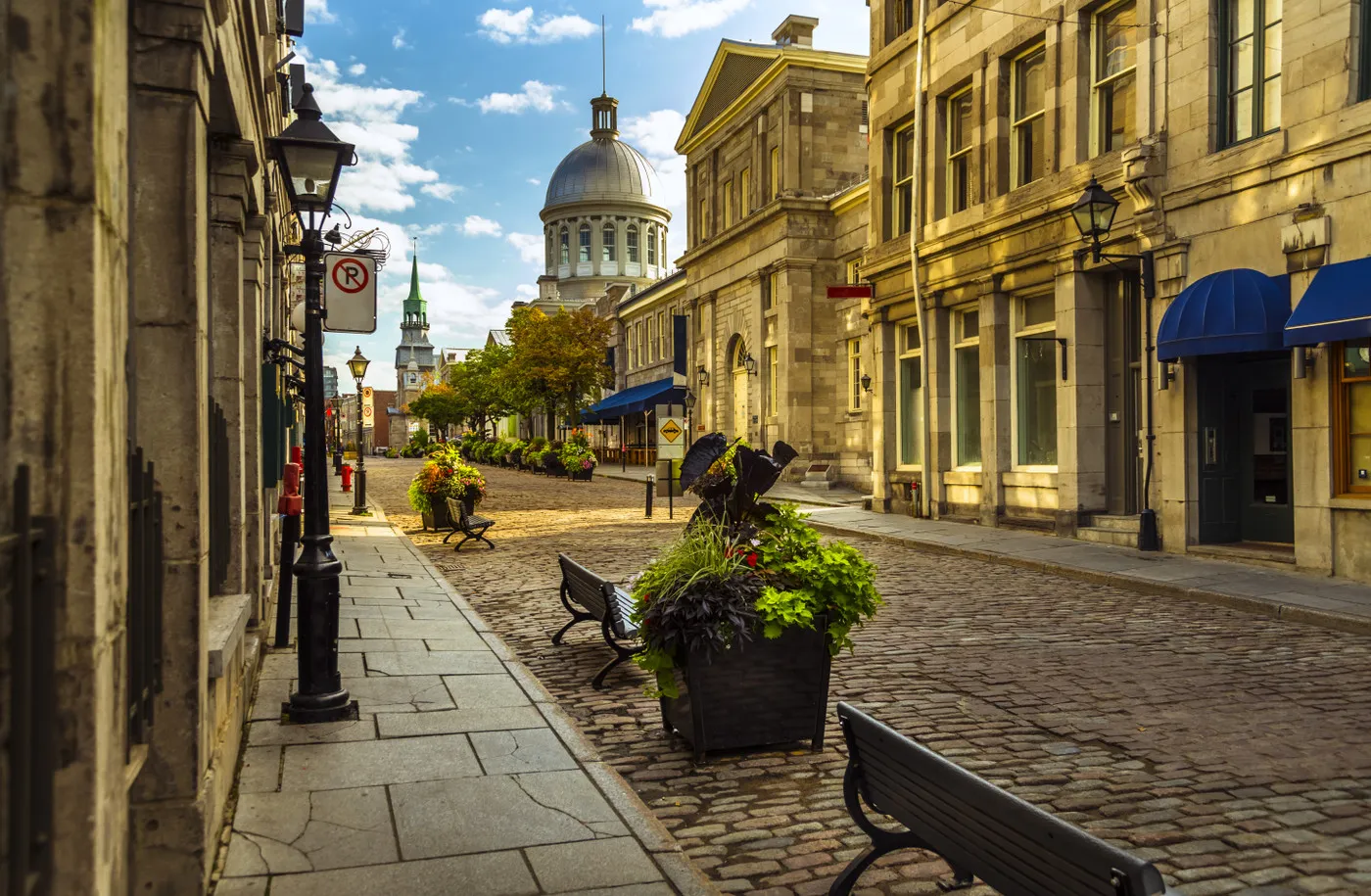 Best Activities and Sights in Montreal A Bilingual Culture Guide-----