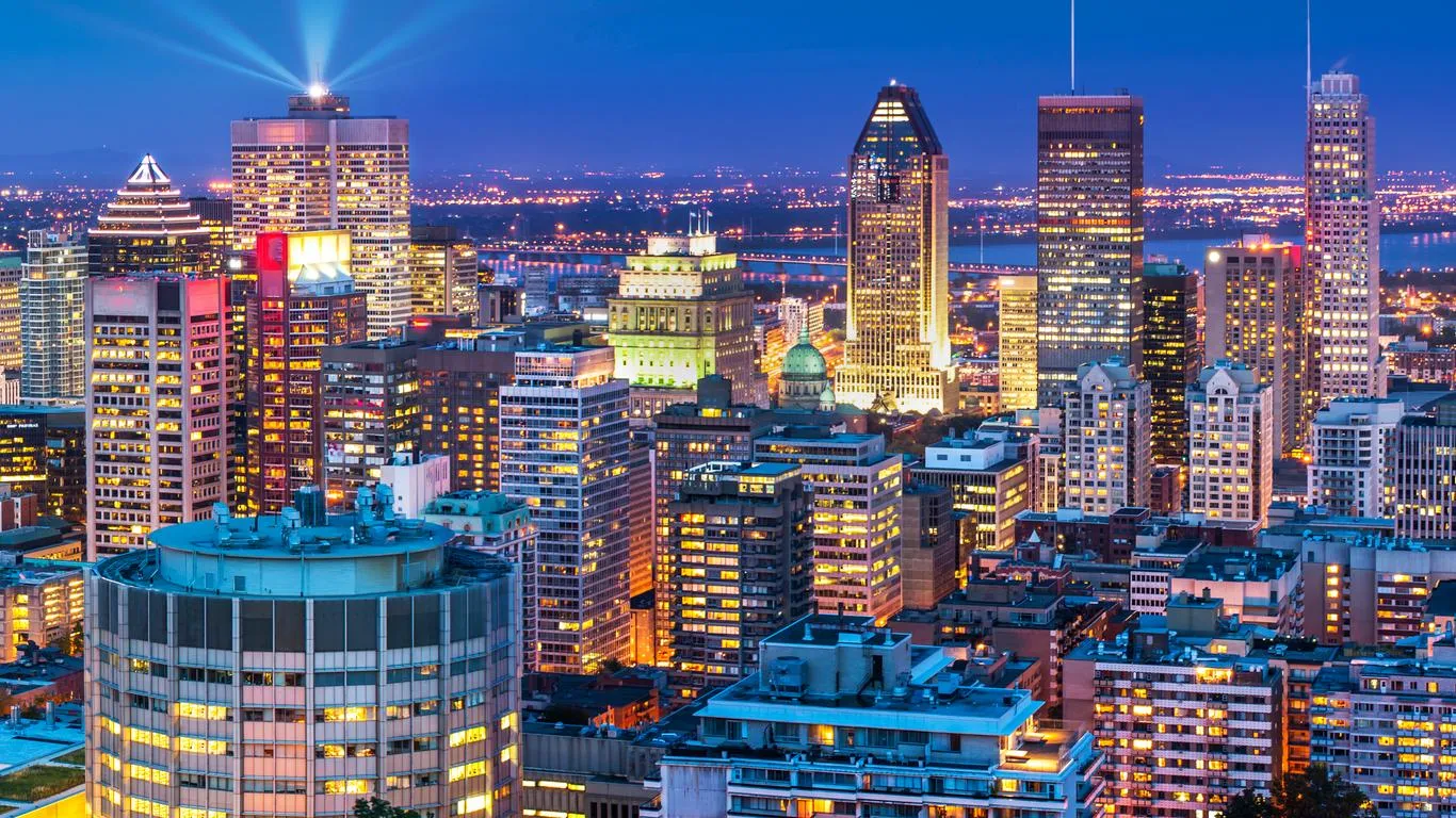 Best Activities and Sights in Montreal A Bilingual Culture Guide--