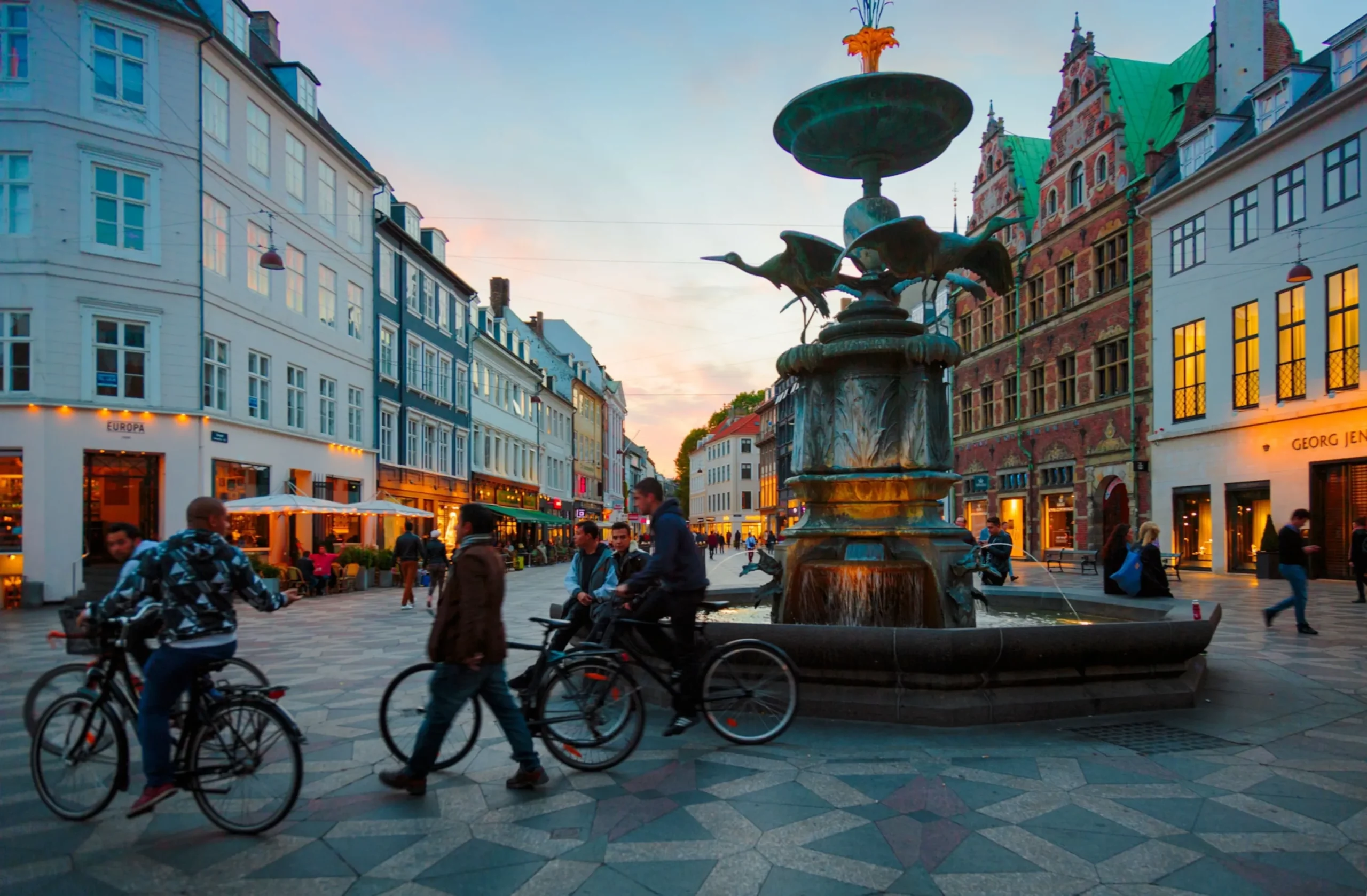 Best Things to Do in Copenhagen A Fairy-Tale City Guide--------