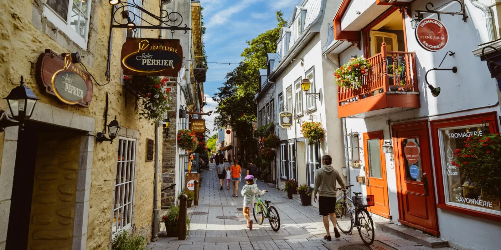 Best Things to Do in Quebec City A Tourist's Must-See List-----