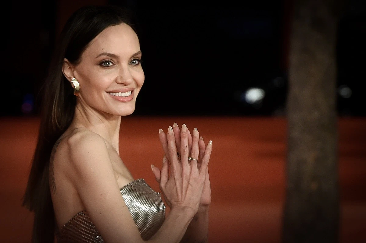 How Angelina Jolie is Changing Lives: A Closer Look at Her Fight for Refugees