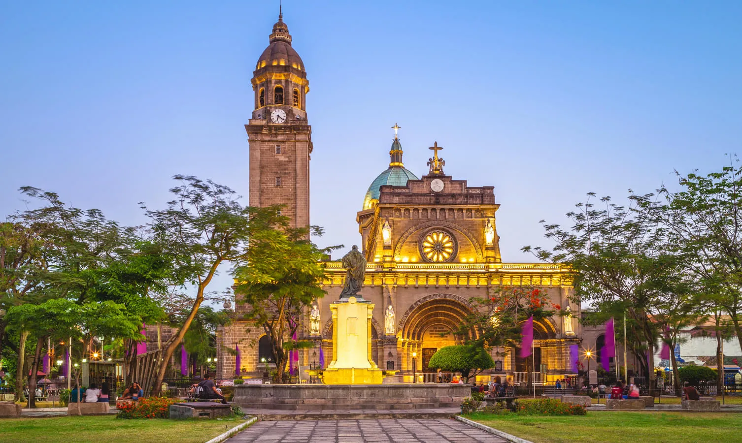 Top 50 Must-See Attractions in Manila for Travel Enthusiasts----