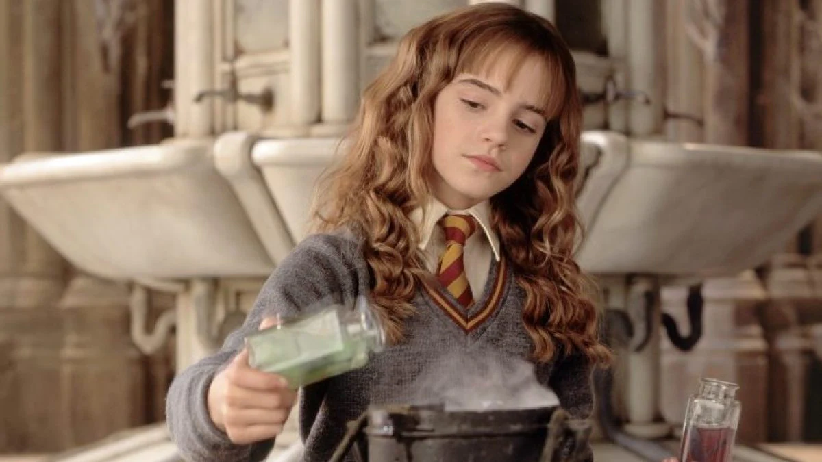 Why Did Emma Watson Really Dislike Filming the Final Harry Potter Movies? Behind the Scenes of Her $30 Million Struggle