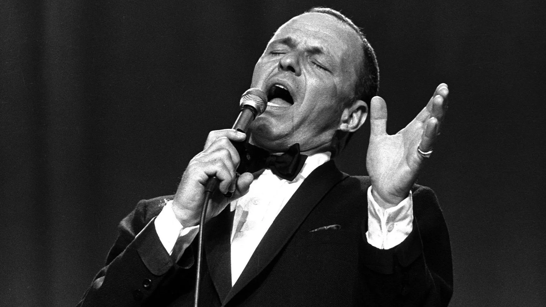 100+ Frank Sinatra Lyrics for Timeless Elegance--