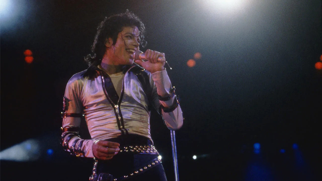 120+ Michael Jackson Lyrics for a Musical Journey-----------