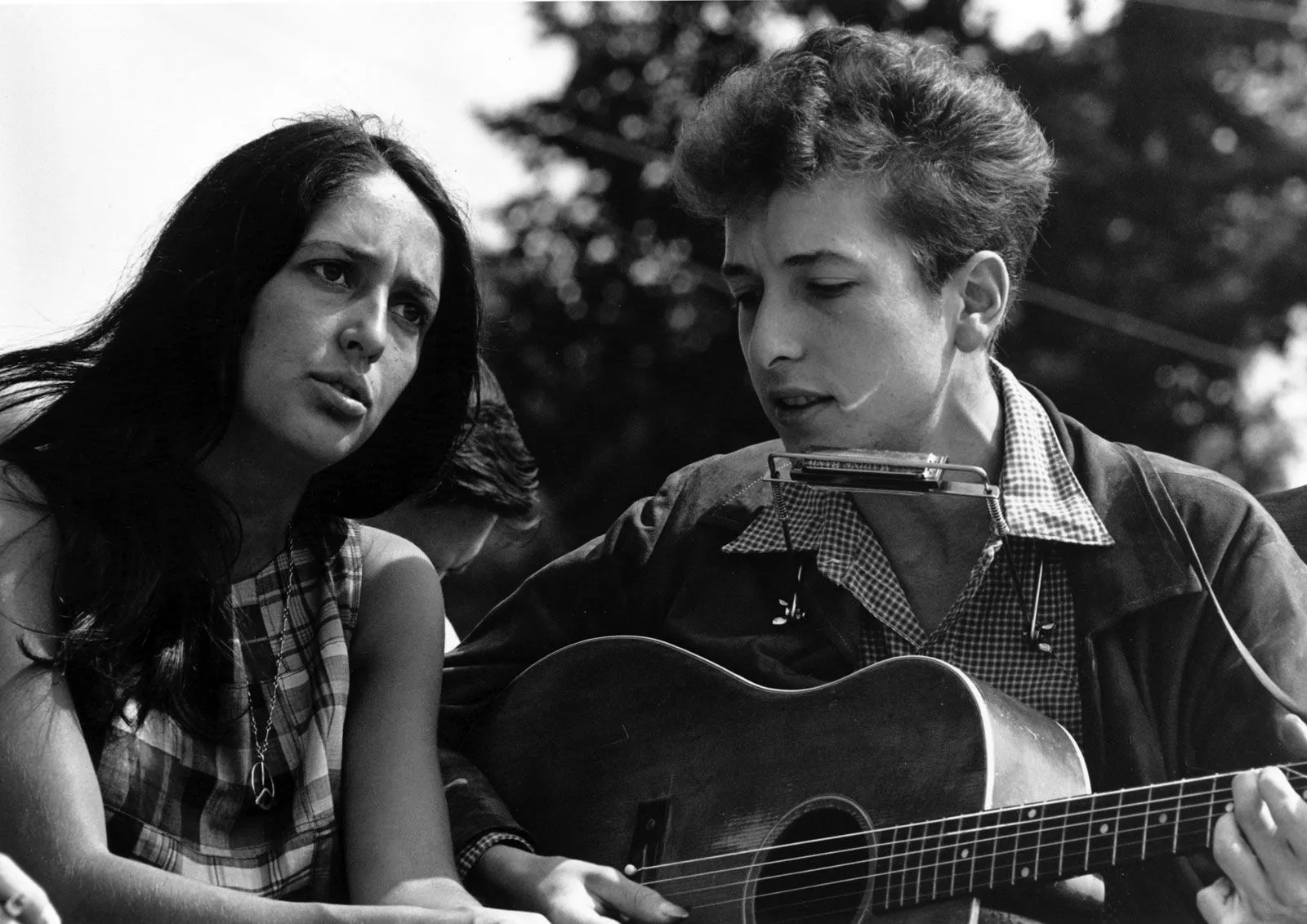 75+ Bob Dylan Lyrics for Thoughtful Captions---