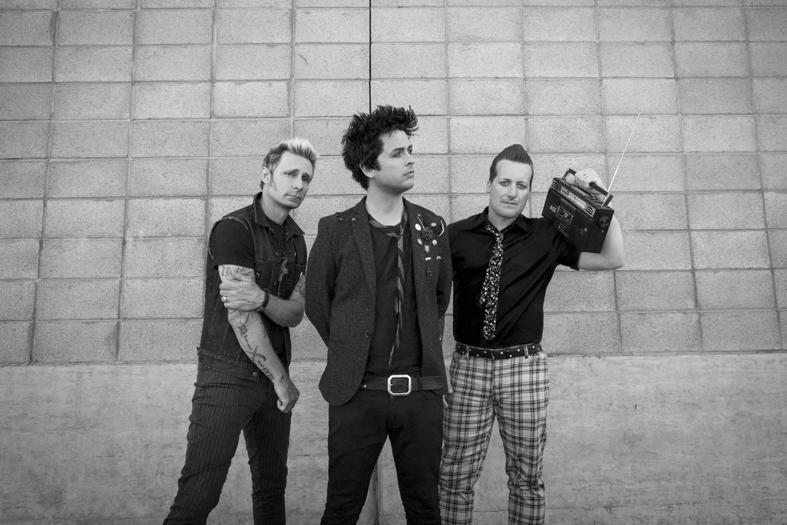 80+ Green Day Lyrics for a Blast from the Past---