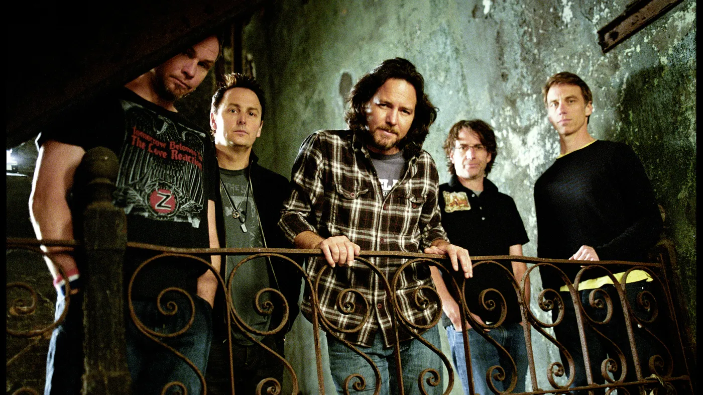 80+ Pearl Jam Lyrics for Deep Thoughts-----