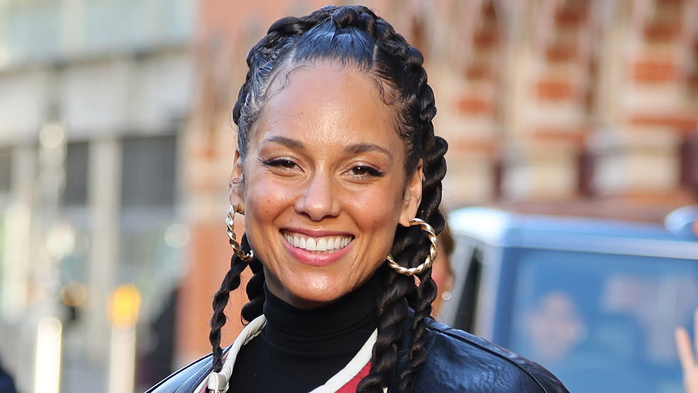 90+ Alicia Keys Lyrics That Celebrate Inner Strength----