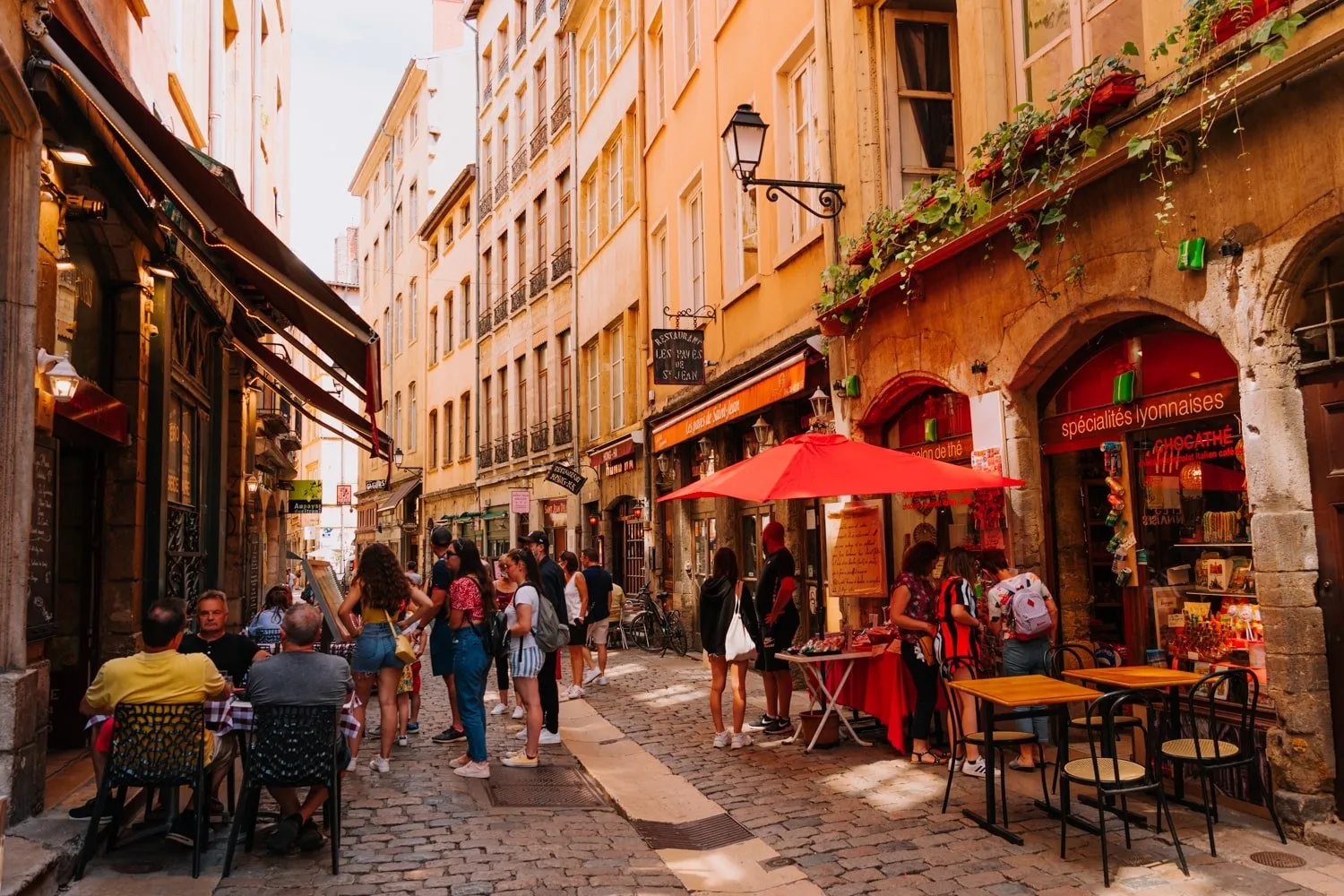 Top 50 Places to Visit in Lyon for Gourmands------