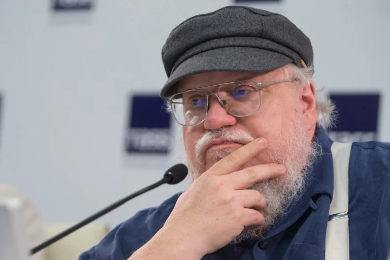 Why George R.R. Martin Hasn't Finished 'The Winds of Winter': Inside His Unique Writing Style