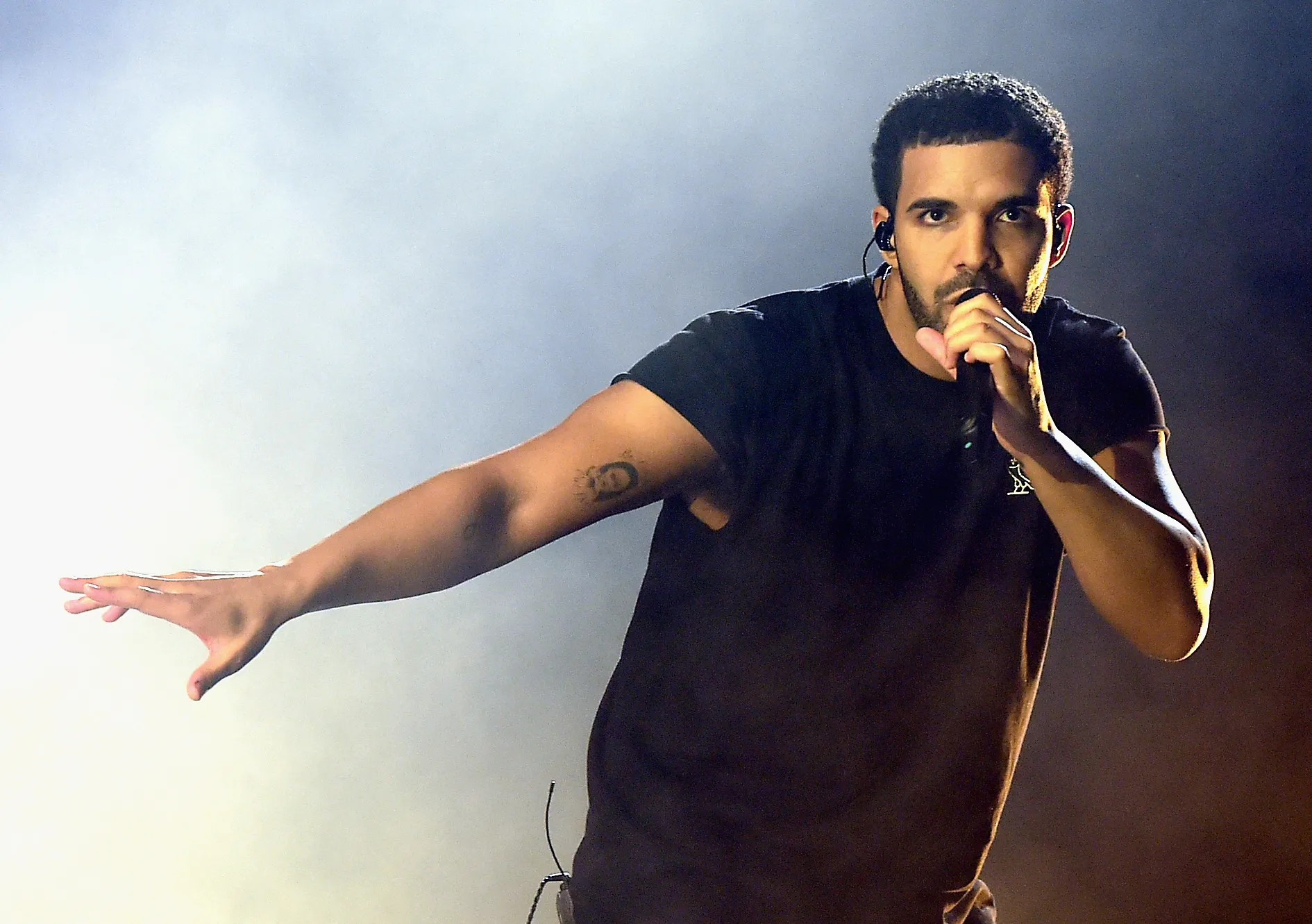 90+ Drake Lyrics for Confident Social Media Posts--------------