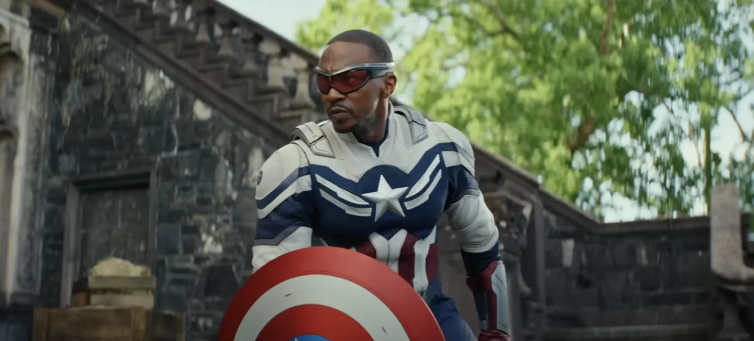 Harrison Ford Defends Anthony Mackie as the New Captain America, Rejects Racial Labels in Superhero Roles